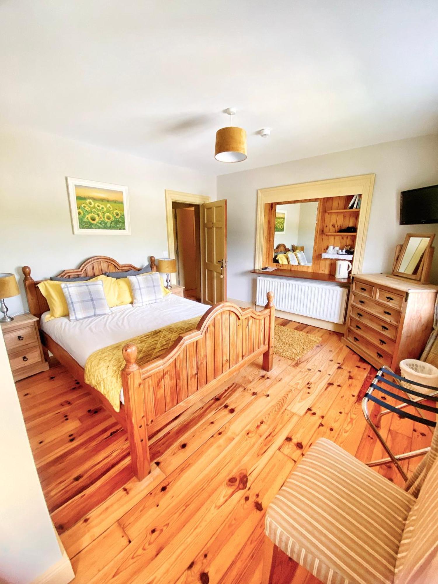 Dulrush Lodge Guest House, Restaurant And Self-Catering Belleek Ngoại thất bức ảnh